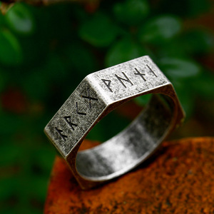 SS8-R230 Nouvelle bague hexagonale en acier inoxydable 316L de style créatif, <span class=keywords><strong>runes</strong></span> vikings nordiques, pour homme, bijoux tendance, cadeau cool pour motard - Product Image 5