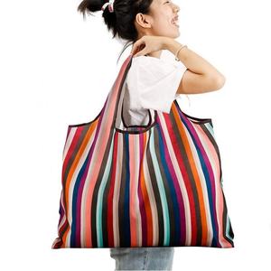 Bolsa de Compras Plegable Expandible Reutilizable Grande de Poliéster 190T Resistente con Diseño Personalizado y Rayas para Compras - Product Image 2