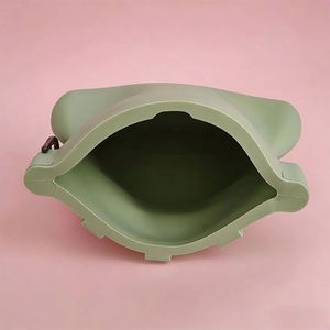 Riñonera de Silicona Personalizada para Premios de Perro, en Forma de Barril, Impermeable, para Paseos y Entrenamiento al Aire Libre - Product Image 6