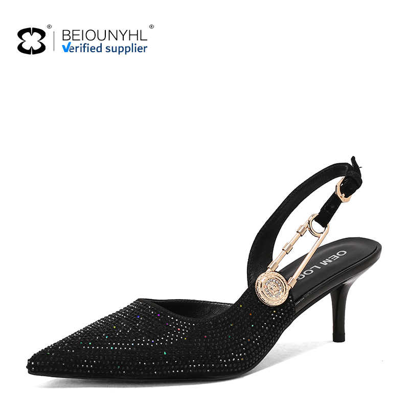 Black 6cm high-heeled