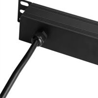 Grado industrial 1U 19 pulgadas Puerto de 8 vías Tipo francés Montaje en rack PDU Unidad de distribución de tira de alimentación de aluminio/plástico