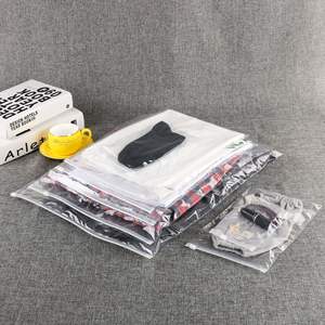 Ropa translúcida esmerilada de PE hecha a medida, bolsa con cremallera, pantalones cortos de verano, ropa interior, <span class=keywords><strong>calcetines</strong></span> con mango de sellado de válvula de cadena en relieve - Product Image 5