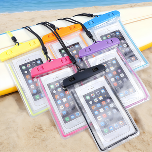 Pochette de transport pour téléphone portable de plage en plein air, sac étanche universel transparent en PVC TPU avec cordon pour les activités nautiques - Product Image 3