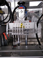 Machine automatique de remplissage et de scellement de tubes pour flacons monodose 5 en 1 rangée