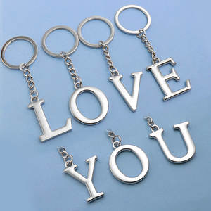 Colgante de equipaje del alfabeto inglés 26 letras mayúsculas y minúsculas números llavero pequeño regalo europeo y americano personalizado - Product Image 4