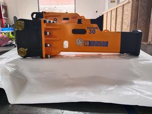 Nuevo martillo hidráulico SOOSAN SB30 Box Silence con cinceles de 53 mm y caja de herramientas para excavadoras de 2.5-4.5 toneladas para demolición - Product Image 3