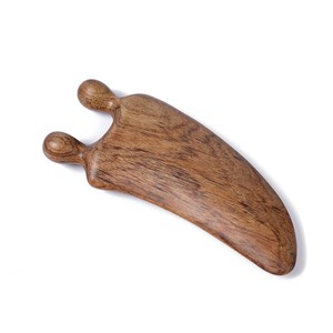 Venta al por mayor de alta calidad de cinco dientes de cabeza grande terapia de meridianos cuero cabelludo de madera verde sándalo peine de masaje - Product Image 5