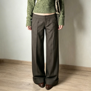 Pantalones Maillard Marrón de Cintura Baja con Rayas y Botones, Estilo Old Money, Corte Recto y Ajustado, Pantalones Anchos Relajados para Mujer - Product Image 4