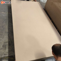 Plaque rainurée double face en mélamine, résistante à l'humidité, certifiée E1, design moderne, panneau de porte en MDF de première qualité