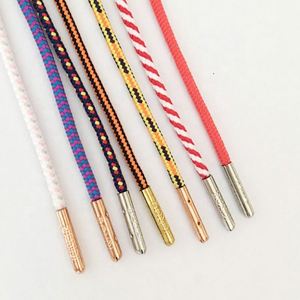 Diferentes diseños con cordones de zapatos económicos, puntas metálicas personalizadas para cordones de zapatos - Product Image 1