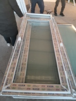UPVC-Fenster und -Türen Weiße PVC-Horizontalschiebefenster Doppelt Verglast Gehärtetes Isolierglas Mit Mückenschutz für Villen