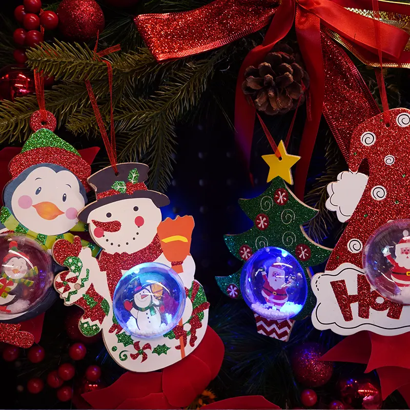 Lentejuelas de elfo de dibujos animados de Navidad, adornos de bolas de árbol de Navidad que cambian de Color luminoso de plástico, venta al por mayor