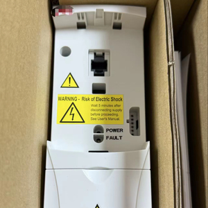 Variador de Frecuencia (VFD) de CA Trifásico de 1.5 kW, 400-480 V/F, Control de Frecuencia, IP20, ACS320-03U-04A1-4, 100% Nuevo y Original - Product Image 1