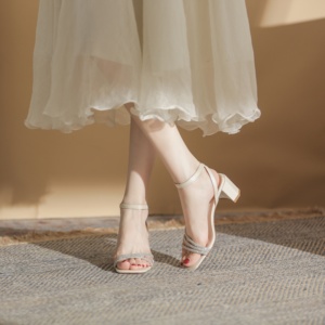 Sandalias de tacón medio de satén con pedrería y cordones, estilo club/boda, punta abierta, ligeras, para verano, para exteriores, color verde eterno - Product Image 2