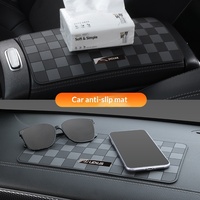 Tapis antidérapant pour voiture, motif quadrillé individuel, tapis antidérapant universel pour tableau de bord et console centrale de voiture