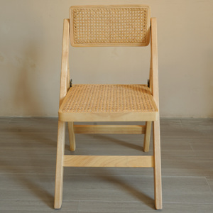 Chaise en rotin pliable en bois de couleur naturelle, style nordique, pour mariage, événement, hôtel, chaise pliante en bois - Product Image 1