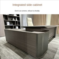Ensemble de bureau et de chaises de direction modernes avec des armoires de classement en bois et des chaises faciles à assembler en bureaux commerciaux