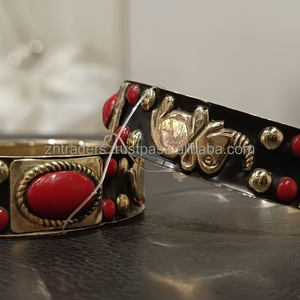 Ensemble de bracelets ajustables en laiton faits à la main, style moderne et luxueux, avec personnalisation, bijoux tendance pour femmes - Product Image 1