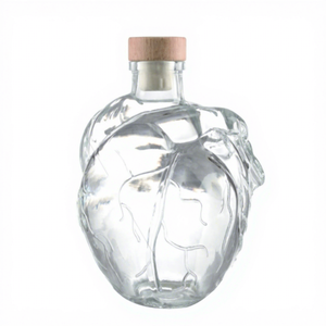 Maßgefertigte Mezcal-Glasflasche 500ml 750ml Herzförmiger Glas-Dekanter Mezcal-Flasche - Product Image 1