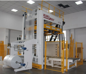 <span class=keywords><strong>Machine</strong></span> d'emballage de <span class=keywords><strong>capot</strong></span> étirable <span class=keywords><strong>à</strong></span> froid pour emballer les boîtes de batterie - Product Image 4