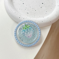Soporte magnético universal para teléfono móvil con diseño de fresa, perlas epoxi y brillantina, accesorio para chicas a la moda.