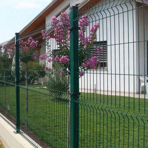 Yüksek kaliteli ev <span class=keywords><strong>a</strong></span>çık bahçe 3D Metal kavisli kaynaklı örgü çit korkuluk kurulu PVC çit - Product Image 3