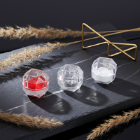 Boîte à bijoux transparente en acrylique avec fermeture à boucle, boîte à bagues et boîte de rangement pour cristaux - Cadeau de la Saint-Valentin de la marque Tengji