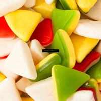 Bonbons gélifiés triangulaires acidulés et moelleux, saveur fruitée, OEM/ODM, étiquette personnalisée, vente en gros, directement de l'usine, sachet multicolore, durée de conservation 12 mois
