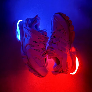 Zapatillas Deportivas Unisex con Luces LED Púrpuras y Suela Verde Brillante para Eventos Nocturnos - Product Image 6