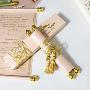 Set <span class=keywords><strong>de</strong></span> Lujo <span class=keywords><strong>de</strong></span> Pergaminos <span class=keywords><strong>de</strong></span> Votos Matrimoniales Eternos e Invitaciones con Cajas Personalizadas <span class=keywords><strong>de</strong></span> Papel Dorado, Papelería Real <span class=keywords><strong>de</strong></span> Recuerdo para el Intercambio en la Ceremonia - Product Image 4