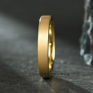 Gentdes Jewelry Bague de mariage en carbure de tungstène plaqué or 18 carats 4mm brossé plat Bague de couple en tungstène pour femmes et hommes - Product Image 3