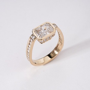 แหวนเพชรทองคำแท้ 14K เพชรเลี้ยงในห้องปฏิบัติการสำหรับผู้หญิง เครื่องประดับหรูหราพร้อมเพชรทรงบริลเลียนท์และดีไซน์ทันสมัยเหนือกาลเวลา - Product Image 6