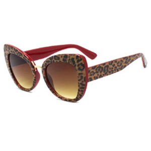 19009 Vente chaude Lunettes de soleil de créateur œil de chat rouges en PC dégradé pour femmes et filles Lunettes de soleil très vendues - Product Image 5