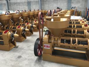 Presse à froid YZYX140 Presse à huile à vis pour <span class=keywords><strong>tournesol</strong></span> soja cacahuète sésame noix <span class=keywords><strong>de</strong></span> coco coton graines - Product Image 6