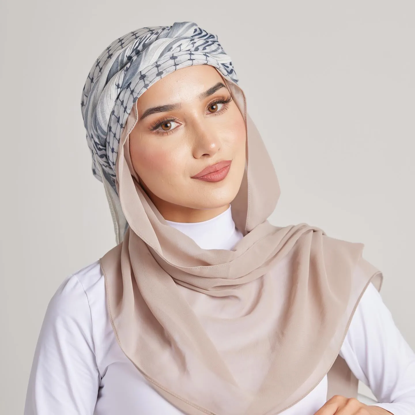 사용자 정의 로고 말레이시아 조젯 무거운 쉬폰 두꺼운 히잡 쉬폰 베일 일반 한국 쉬폰 히잡