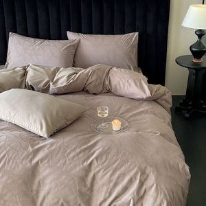 Gran oferta de lujo 100% algodón moderno planta textil hogar cálido Color sólido juego de cama Jacquard agradable a la piel Kit de cuatro piezas - Product Image 2