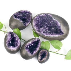 New Arrival Healing Stones <b>Crystal</b> Crafts Fengshui Uruguay Amethyst Cluster Geode Dinosaur Eggs <b>Crystal</b> Agate Eggs - Product Image 1