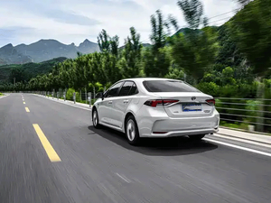 Toyota <span class=keywords><strong>Corolla</strong></span> <span class=keywords><strong>2021</strong></span> Modèle année TNGA 1.5L CVT Édition Pioneer Berline compacte Toyota <span class=keywords><strong>Corolla</strong></span> - Product Image 2