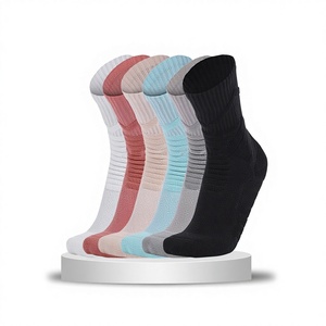 Chaussettes de basketball épaisses, respirantes, absorbant la transpiration, antidérapantes, résistantes à l'usure, en coton peigné, couleur unie, chaussettes de sport - Product Image 1