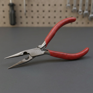 Pince à bec de chat en acier inoxydable avec mâchoires dentelées et coupe-fil, poignée en PVC, outil manuel pour la fabrication de bijoux | GS1229 - Product Image 2