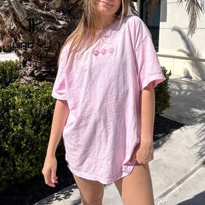 T-shirts surdimensionnés de haute qualité, T-shirts graphiques brodés personnalisés, T-shirts décontractés amples pour femmes, T-shirts de plage - Product Image 1