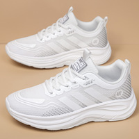Chaussures de course légères en maille respirante, baskets de sport décontractées à semelle souple, unisexe, pour le jogging, baskets tendance pour couple