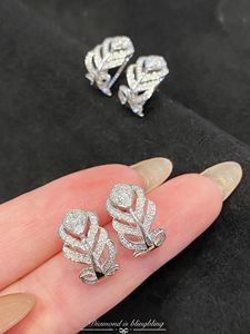 Bijoux de luxe et de mode Xinfly, or véritable 18 carats et diamant naturel 0,4 ct, boucles d'oreilles en forme de plume - Product Image 4