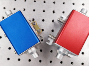 Nhà máy 50W 75W 100W 1064nm DPL dpss LT HPL <span class=keywords><strong>Laser</strong></span> <span class=keywords><strong>Diode</strong></span> Module cho kim cương cắt Rod đường kính 2mm <span class=keywords><strong>Laser</strong></span> Chiều cao 38mm - Product Image 5