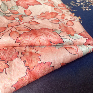 <span class=keywords><strong>Tissu</strong></span> polyester imprimé personnalisé, <span class=keywords><strong>tissu</strong></span> d'impression numérique en polyester pour vêtements et robes quantité minimale de commande 1 mètre - Product Image 2