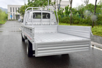 Rui Chi EC72 255km Moins cher 4 portes 5 places Adulte Conduite à gauche Mini lumière électrique Cargo Trucks Van Ventes à vendre