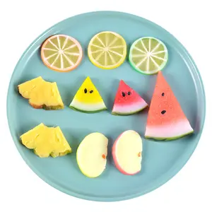 スイカ/レモン/パイナップルフルーツスライス人工果物キッチンの装飾のための偽の果物射撃小道具プラスチックフルーツ写真モデル