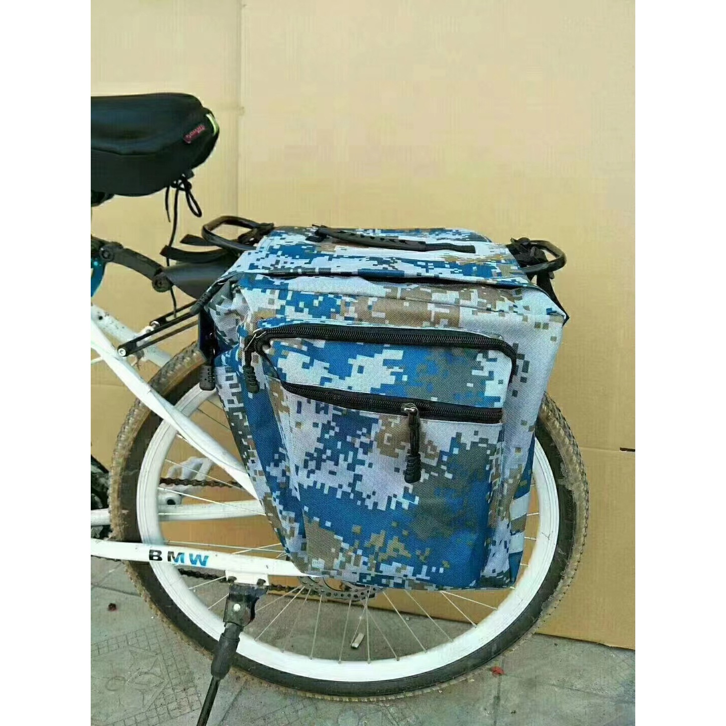 camouflage bleu