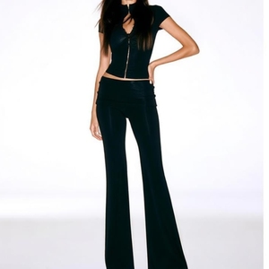 <span class=keywords><strong>Ensemble</strong></span> 2 pièces pour <span class=keywords><strong>femme</strong></span> Sehe Fashion : Haut à col montant zippé, manches courtes, taille froncée et <span class=keywords><strong>pantalon</strong></span> évasé - Product Image 1