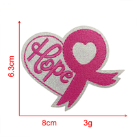 Vente en gros de patchs brodés papillon à appliquer au fer à repasser avec un joli slogan sur la santé des seins et un logo de ruban rose